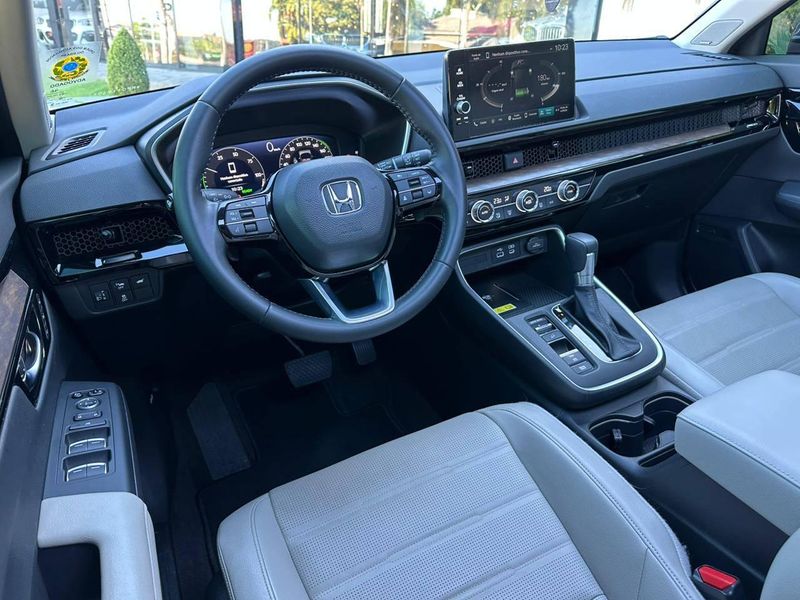 Honda CR-V Touring 2.0 16V AWD Aut.(HÃbrido) 2024/2024 CONCEPT MOTORS PASSO FUNDO / Carros no Vale Honda CR-V Touring 2.0 16V AWD Aut.(HÃbrido) 2024/2024 CONCEPT MOTORS PASSO FUNDO / Carros no Vale