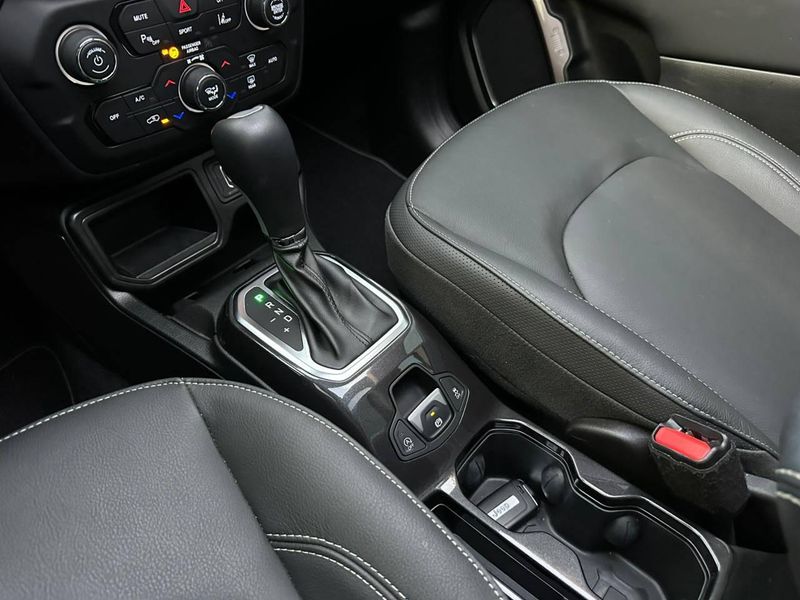 Jeep Renegade SAHARA T270 1.3 TB 4×2 Flex Aut 2024/2025 CONCEPT MOTORS PASSO FUNDO / Carros no Vale Jeep Renegade SAHARA T270 1.3 TB 4×2 Flex Aut 2024/2025 CONCEPT MOTORS PASSO FUNDO / Carros no Vale