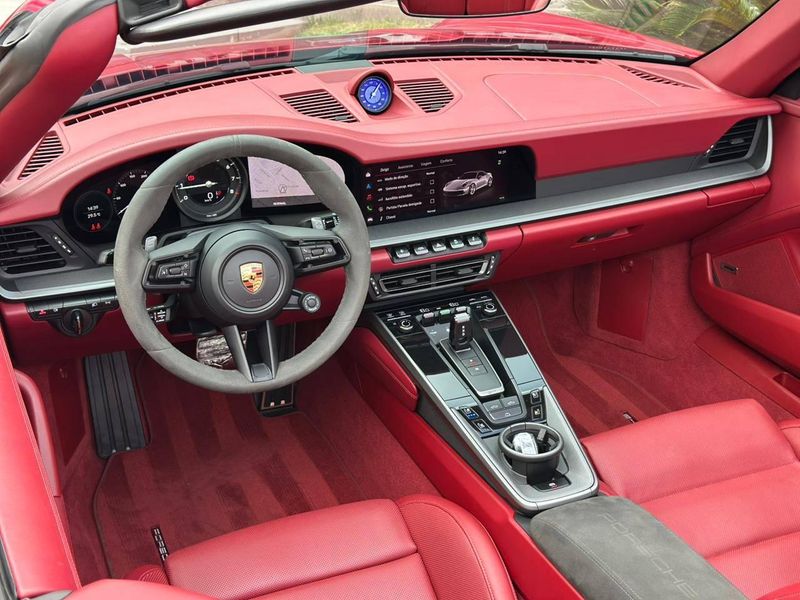 Porsche 911 Carrera S Cabriolet 3.0 (991/992) 2022/2023 CONCEPT MOTORS PASSO FUNDO / Carros no Vale