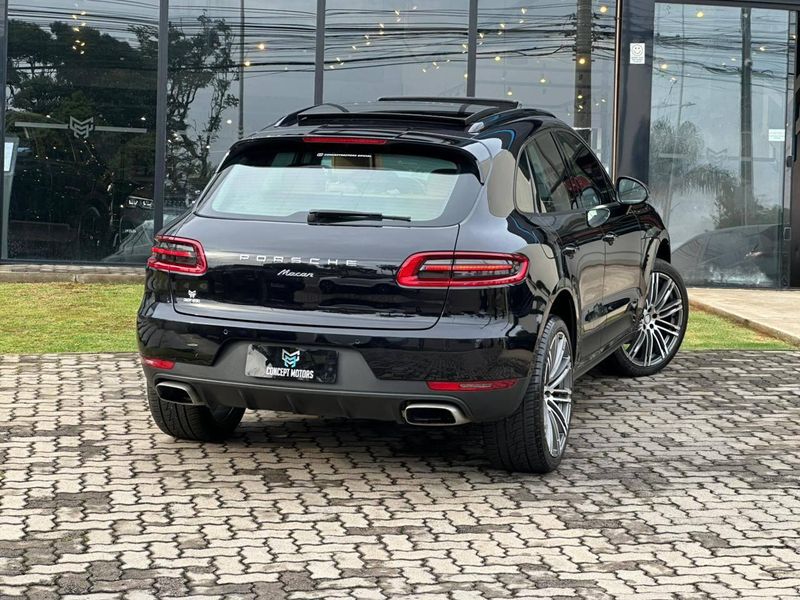 Porsche Macan 2.0 Turbo 2018/2018 CONCEPT MOTORS PASSO FUNDO / Carros no Vale