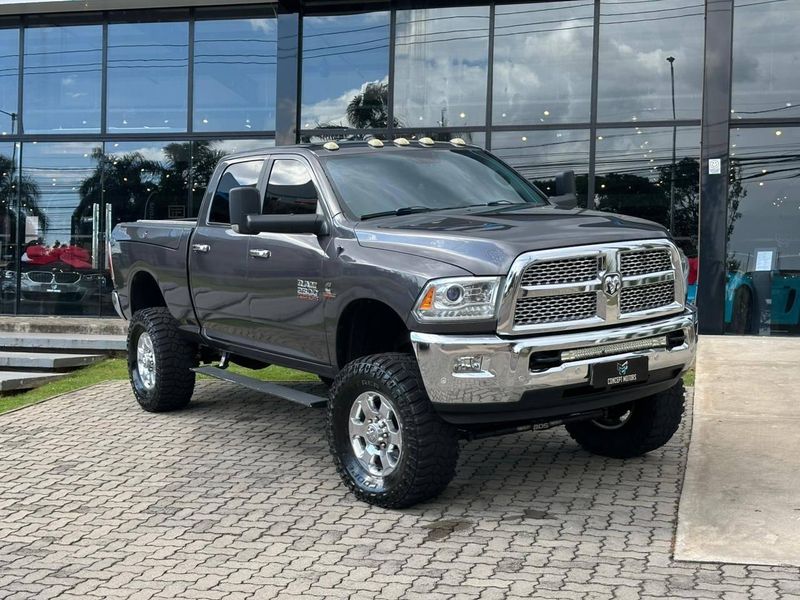 Ram 2500 LARAMIE 6.7 TDI CD 4×4 Diesel 2015/2016 CONCEPT MOTORS PASSO FUNDO / Carros no Vale