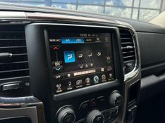 Ram 2500 LARAMIE 6.7 TDI CD 4×4 Diesel 2015/2016 CONCEPT MOTORS PASSO FUNDO / Carros no Vale