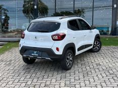 Renault Kwid OUTSIDER 1.0 Flex 12V 5p Mec. 2023/2024 CONCEPT MOTORS PASSO FUNDO / Carros no Vale