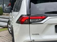 Toyota RAV-4 S 4×4 Aut (HÃ­brido) 2019/2019 CONCEPT MOTORS PASSO FUNDO / Carros no Vale