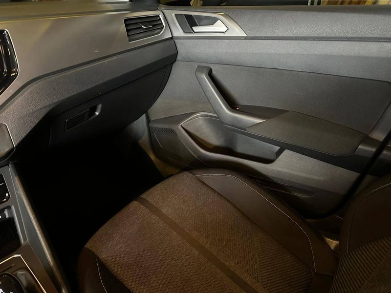 Volkswagen Nivus Comfortline 1.0 200 TSI Flex Aut. 2024/2025 CONCEPT MOTORS PASSO FUNDO / Carros no Vale