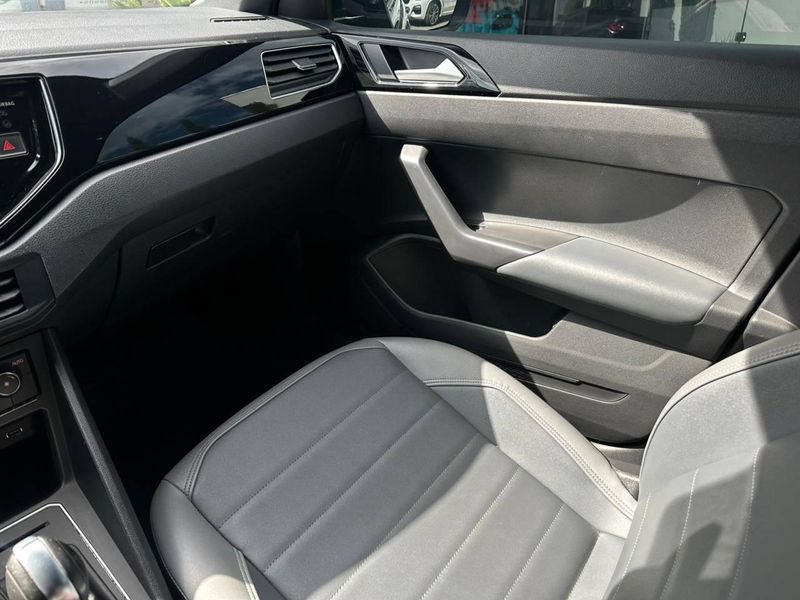 Volkswagen Nivus Highline 1.0 200 TSI Flex Aut. 2020/2021 CONCEPT MOTORS PASSO FUNDO / Carros no Vale