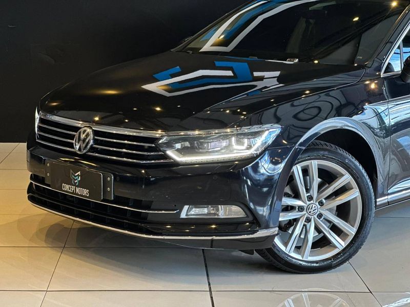 Volkswagen Passat Highline 2.0 TSI 220cv Tip. 2018/2019 CONCEPT MOTORS PASSO FUNDO / Carros no Vale
