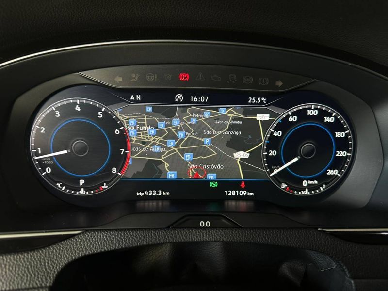 Volkswagen Passat Highline 2.0 TSI 220cv Tip. 2018/2019 CONCEPT MOTORS PASSO FUNDO / Carros no Vale