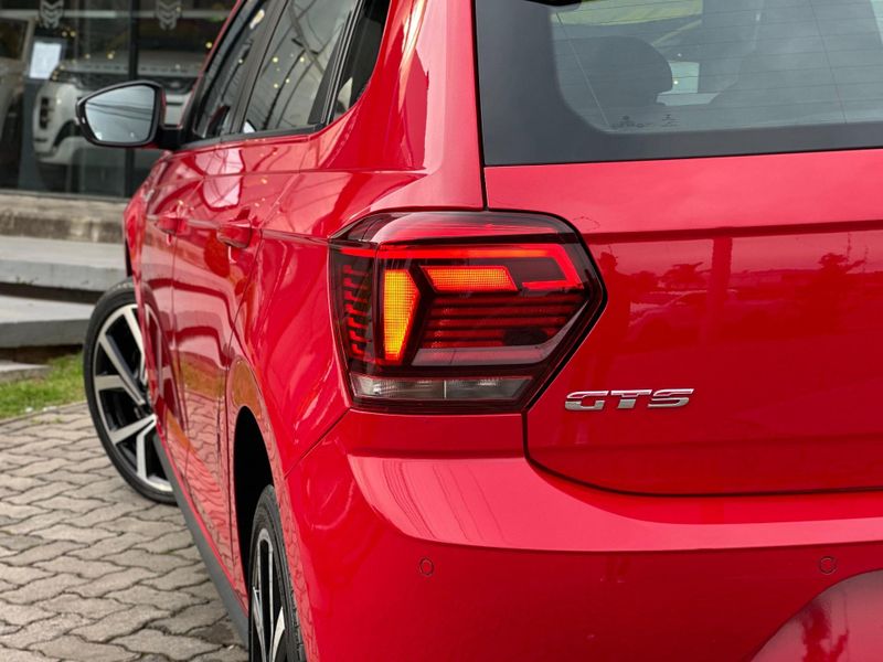 Volkswagen Polo GTS 1.4 TSI 16V Flex 2020/2021 CONCEPT MOTORS PASSO FUNDO / Carros no Vale