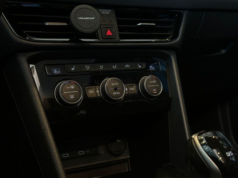 Volkswagen Taos Highline 1.4 250 TSI Flex Aut. 2022/2022 CONCEPT MOTORS PASSO FUNDO / Carros no Vale