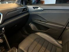 Volkswagen Taos Highline 1.4 250 TSI Flex Aut. 2022/2022 CONCEPT MOTORS PASSO FUNDO / Carros no Vale