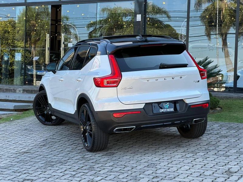 Volvo XC40 T-5 R-DESIGN 2.0 252cv AWD 2019/2020 CONCEPT MOTORS PASSO FUNDO / Carros no Vale Volvo XC40 T-5 R-DESIGN 2.0 252cv AWD 2019/2020 CONCEPT MOTORS PASSO FUNDO / Carros no Vale