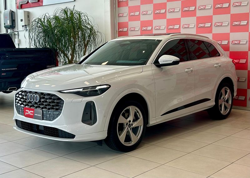 Audi Q5 Advanced 2.0 TFSI Quattro S-tronic 2025/2025 PC VEÍCULOS SANTA CRUZ DO SUL / Carros no Vale