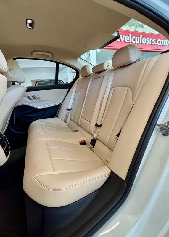 BMW 320iA 2.0 Turbo/ActiveFlex 16V/GP 2020/2021 PC VEÍCULOS SANTA CRUZ DO SUL / Carros no Vale