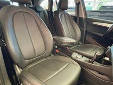 BMW X1 SDRIVE 20i 2.0/ TB Acti 2020/2021 PC VEÍCULOS SANTA CRUZ DO SUL / Carros no Vale