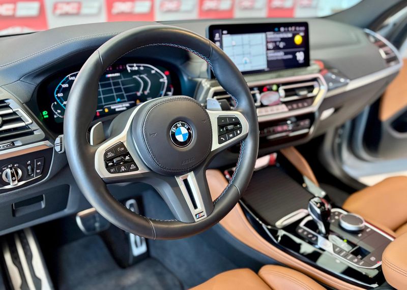 BMW X4 M40i 3.0 Turbo 388cv 2024/2025 PC VEÍCULOS SANTA CRUZ DO SUL / Carros no Vale