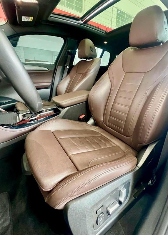 BMW X4 XDRIVE 30i M-Sport 2.0 TB 252cv 2020/2020 PC VEÍCULOS SANTA CRUZ DO SUL / Carros no Vale BMW X4 XDRIVE 30i M-Sport 2.0 TB 252cv 2020/2020 PC VEÍCULOS SANTA CRUZ DO SUL / Carros no Vale