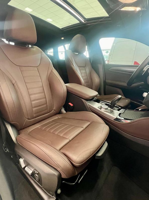 BMW X4 XDRIVE 30i M-Sport 2.0 TB 252cv 2020/2020 PC VEÍCULOS SANTA CRUZ DO SUL / Carros no Vale BMW X4 XDRIVE 30i M-Sport 2.0 TB 252cv 2020/2020 PC VEÍCULOS SANTA CRUZ DO SUL / Carros no Vale