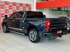CHEVROLET Silverado High Country 5.3 V8 AWD 2023/2024 PC VEÍCULOS SANTA CRUZ DO SUL / Carros no Vale