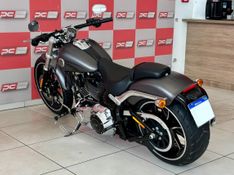 HARLEY-DAVIDSON SOFTAIL BREAKOUT FXSB 2016/2016 PC VEÍCULOS SANTA CRUZ DO SUL / Carros no Vale