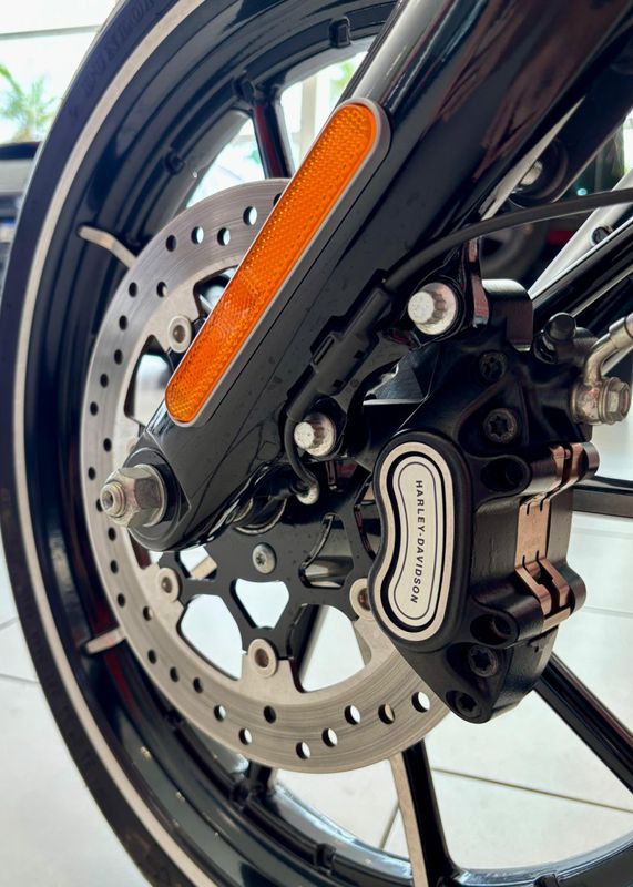 HARLEY-DAVIDSON SOFTAIL BREAKOUT FXSB 2016/2016 PC VEÍCULOS SANTA CRUZ DO SUL / Carros no Vale