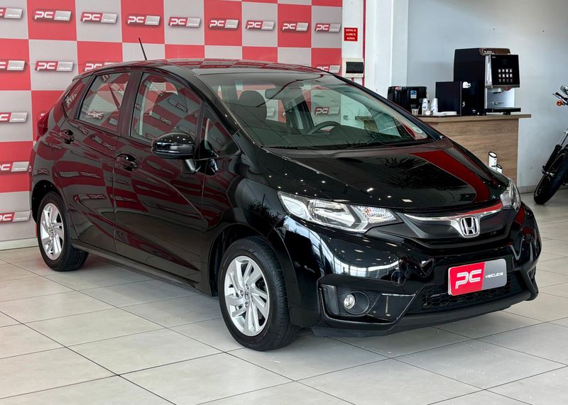Honda Fit LX 1.5 Flexone 16V 2017/2017 PC VEÍCULOS SANTA CRUZ DO SUL / Carros no Vale