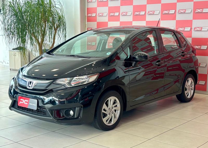 Honda Fit LX 1.5 Flexone 16V 2017/2017 PC VEÍCULOS SANTA CRUZ DO SUL / Carros no Vale