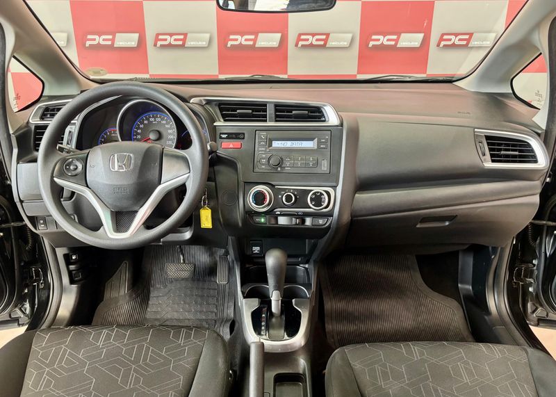 Honda Fit LX 1.5 Flexone 16V 2017/2017 PC VEÍCULOS SANTA CRUZ DO SUL / Carros no Vale