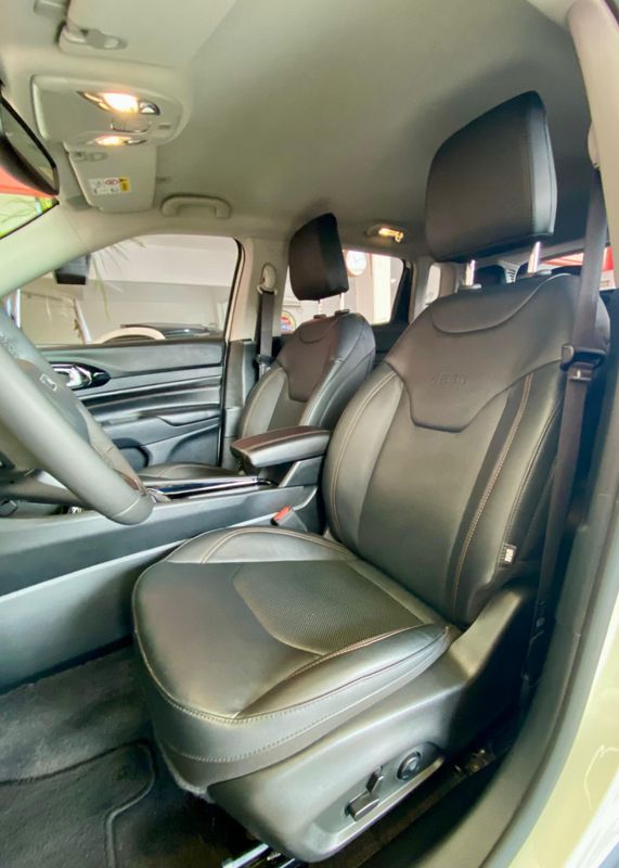 Jeep COMPASS LIMITED TD 350 2.0 4×4 Die 2023/2023 PC VEÍCULOS SANTA CRUZ DO SUL / Carros no Vale