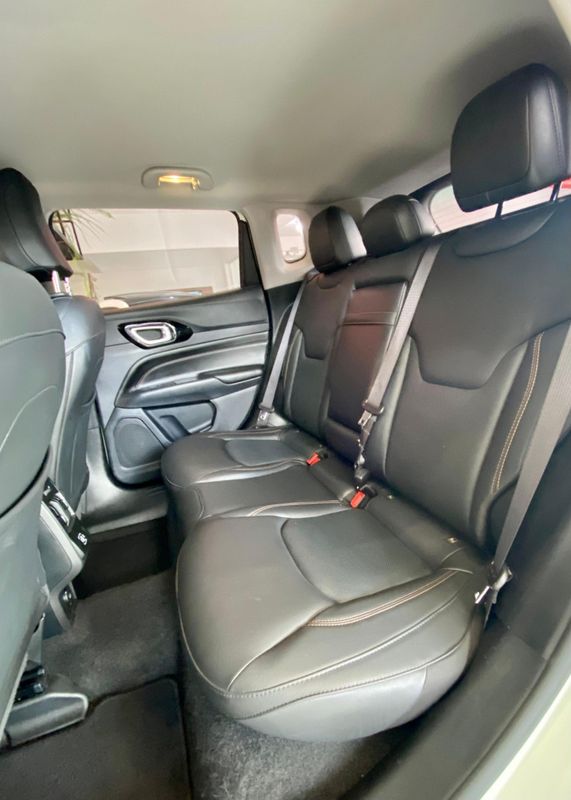 Jeep COMPASS LIMITED TD 350 2.0 4×4 Die 2023/2023 PC VEÍCULOS SANTA CRUZ DO SUL / Carros no Vale