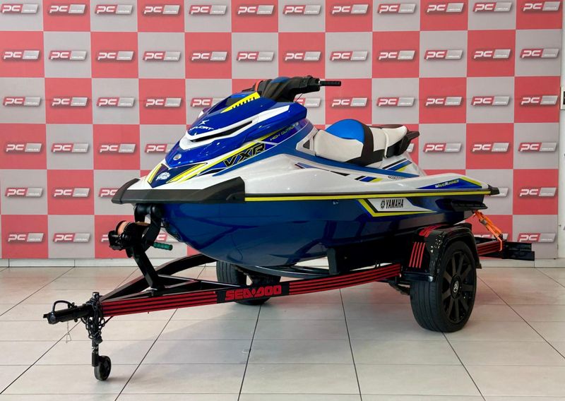 YAMAHA – JET SKI YAMAHA VXR WAVERUNNER 1.8 2018/2018 PC VEÍCULOS SANTA CRUZ DO SUL / Carros no Vale