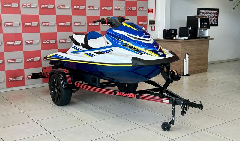 YAMAHA – JET SKI YAMAHA VXR WAVERUNNER 1.8 2018/2018 PC VEÍCULOS SANTA CRUZ DO SUL / Carros no Vale