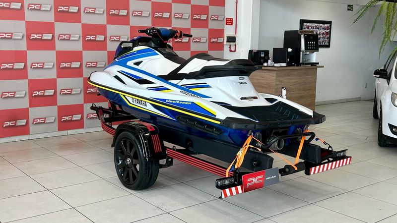 YAMAHA – JET SKI YAMAHA VXR WAVERUNNER 1.8 2018/2018 PC VEÍCULOS SANTA CRUZ DO SUL / Carros no Vale