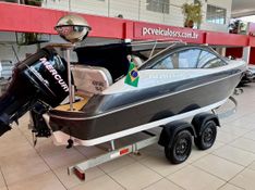 Lancha Infinity 215 2016/2016 PC VEÍCULOS SANTA CRUZ DO SUL / Carros no Vale