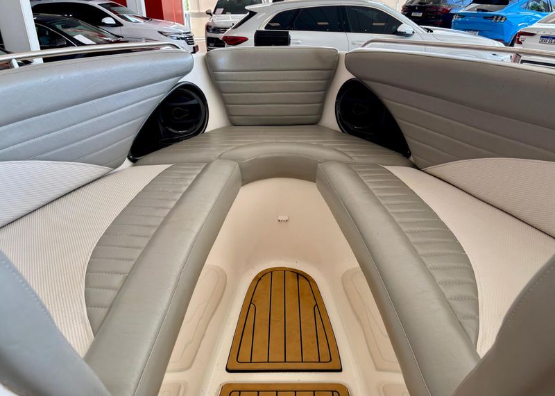 Lancha Infinity 215 2016/2016 PC VEÍCULOS SANTA CRUZ DO SUL / Carros no Vale