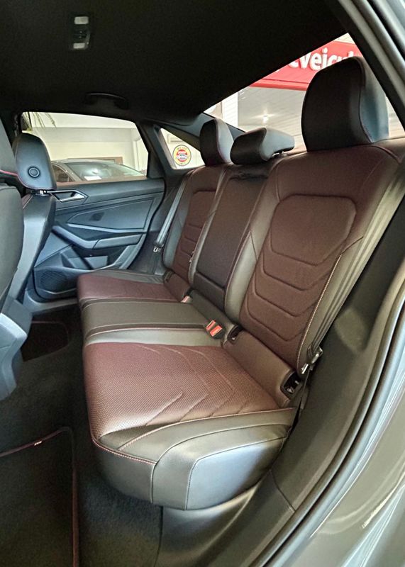 VOLKSWAGEN JETTA GLI 350 TSI 2.0 16V 2023/2023 PC VEÍCULOS SANTA CRUZ DO SUL / Carros no Vale