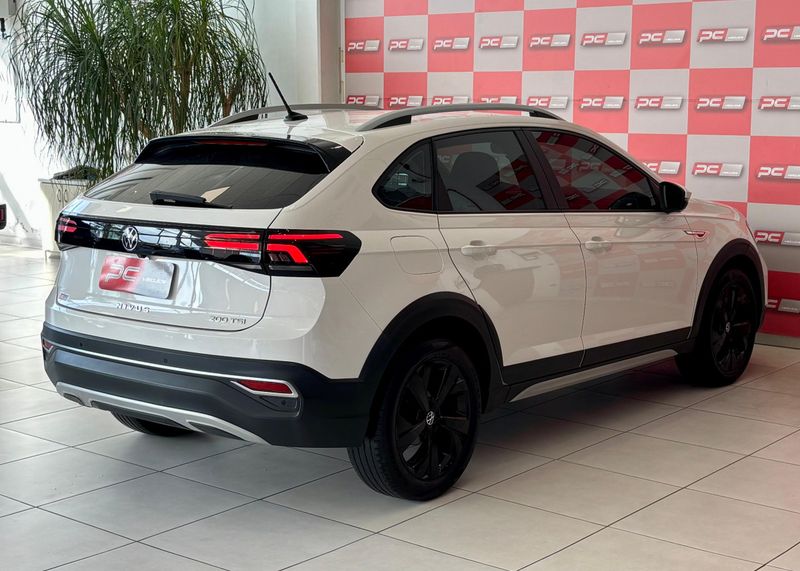 VOLKSWAGEN Nivus Highline 1.0 200 TSI 2022/2022 PC VEÍCULOS SANTA CRUZ DO SUL / Carros no Vale