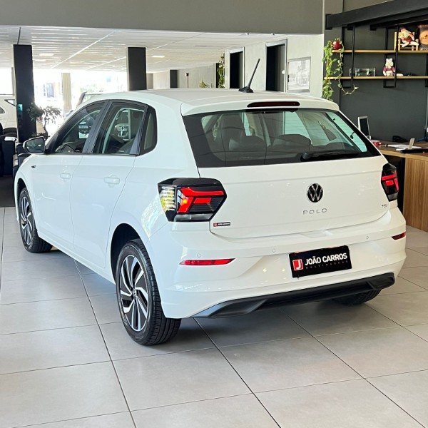 VOLKSWAGEN POLO 1.0 170 TSI HIGHLINE AUTOMÁTICO 2023/2023 JOÃO CARROS MULTIMARCAS GUAPORÉ / Carros no Vale