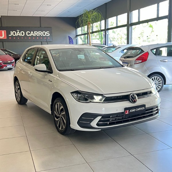 VOLKSWAGEN POLO 1.0 170 TSI HIGHLINE AUTOMÁTICO 2023/2023 JOÃO CARROS MULTIMARCAS GUAPORÉ / Carros no Vale