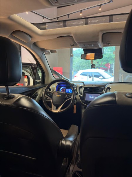 CHEVROLET TRACKER 1.8 LTZ 2015/2015 JM AUTOMÓVEIS VENÂNCIO AIRES / Carros no Vale