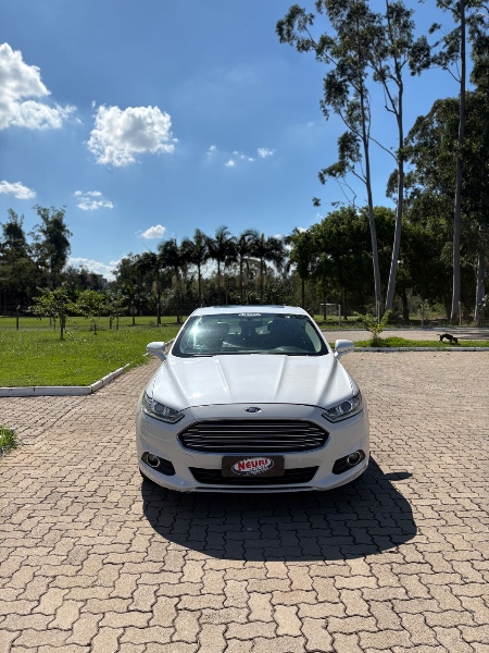 FORD FUSION 2.5 16V FLEX 4P AUTOMÁTICO 2014/2014 NEURI VEÍCULOS LAJEADO / Carros no Vale