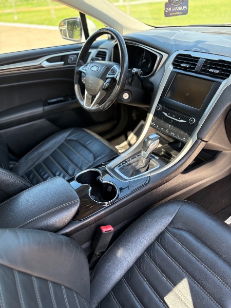 FORD FUSION 2.5 16V FLEX 4P AUTOMÁTICO 2014/2014 NEURI VEÍCULOS LAJEADO / Carros no Vale