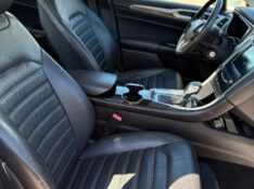 FORD FUSION 2.5 16V FLEX 4P AUTOMÁTICO 2014/2014 NEURI VEÍCULOS LAJEADO / Carros no Vale