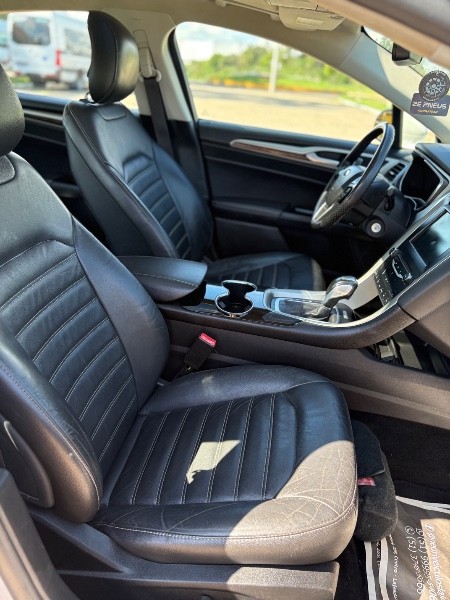 FORD FUSION 2.5 16V FLEX 4P AUTOMÁTICO 2014/2014 NEURI VEÍCULOS LAJEADO / Carros no Vale