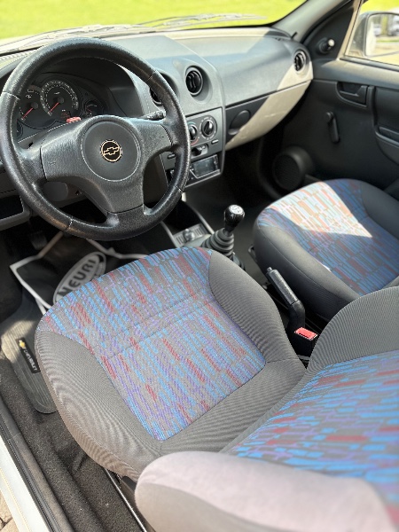CHEVROLET CELTA LIFE/ LS 1.0 MPFI 8V FLEXPOWER 5P 2010/2011 NEURI VEÍCULOS LAJEADO / Carros no Vale