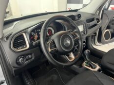 JEEP RENEGADE 1.8 LONGITUDE 2016/2016 TIAGO AUTOMÓVEIS VENÂNCIO AIRES / Carros no Vale