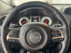 JEEP RENEGADE 1.8 LONGITUDE 2016/2016 TIAGO AUTOMÓVEIS VENÂNCIO AIRES / Carros no Vale