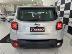 JEEP RENEGADE 1.8 LONGITUDE 2016/2016 TIAGO AUTOMÓVEIS VENÂNCIO AIRES / Carros no Vale