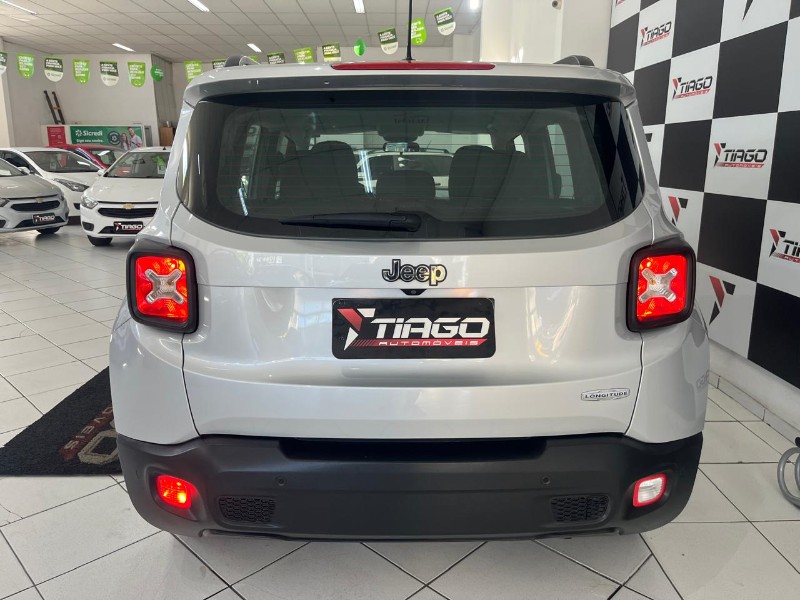 JEEP RENEGADE 1.8 LONGITUDE 2016/2016 TIAGO AUTOMÓVEIS VENÂNCIO AIRES / Carros no Vale