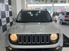 JEEP RENEGADE 1.8 LONGITUDE 2016/2016 TIAGO AUTOMÓVEIS VENÂNCIO AIRES / Carros no Vale
